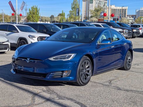Used 2020 Tesla Model S Long Range image 10