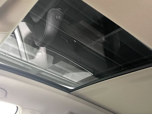 Certified 2022 Volkswagen Atlas SEL image 20