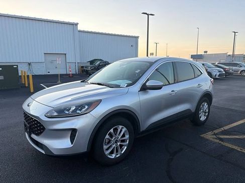 Used 2020 Ford Escape SE AWD/4WD image 2