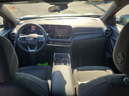 Used 2025 Chevrolet Equinox LT image 15