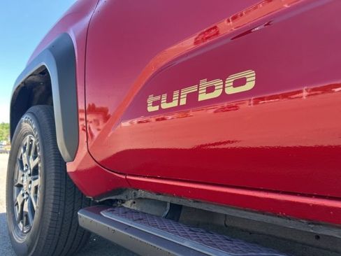 Certified 2025 Toyota 4Runner SR5 AWD/4WD image 12