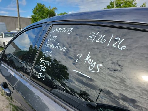 Used 2025 Honda Accord SE image 6