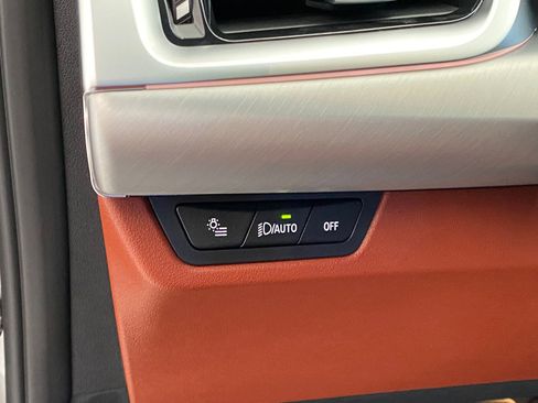 New 2026 BMW X1 xDrive28i w/ Technology Package image 18