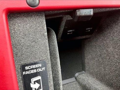 Used 2022 Porsche Macan S image 15