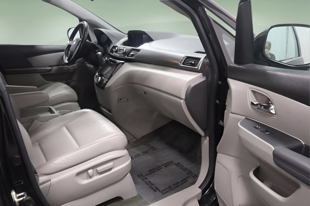 Used 2016 Honda Odyssey EX-L image 14