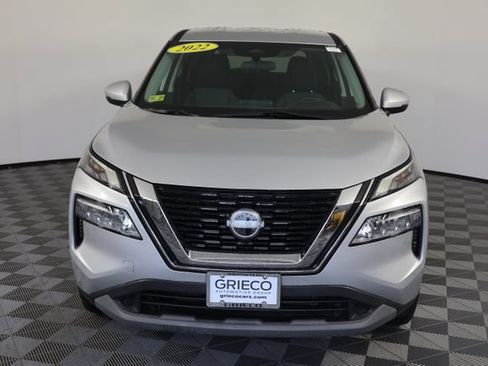 Used 2022 Nissan Rogue SV AWD/4WD image 3