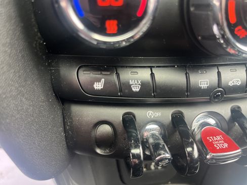 Used 2018 MINI Cooper 2-Door Hardtop FWD image 29