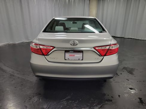 Used 2016 Toyota Camry LE FWD image 7