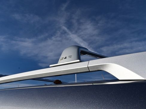 New 2025 Nissan Pathfinder SL image 8