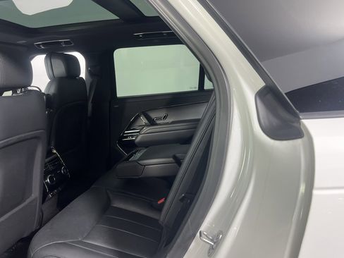 Used 2024 Land Rover Range Rover Sport Dynamic SE image 24