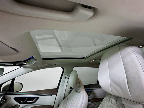 Used 2023 Mercedes-Benz EQS 450+ SUV image 24