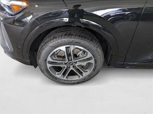 New 2025 Audi Q5 Premium Plus image 10