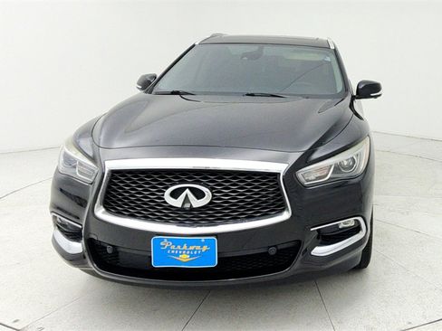 Used 2020 INFINITI QX60 Luxe w/ Essential Package image 2