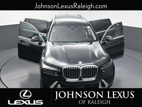 Used 2025 BMW X7 xDrive40i w/ Premium Package AWD/4WD image 33
