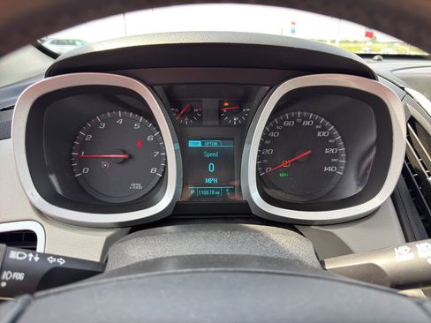 Used 2016 Chevrolet Equinox LTZ w/ Enhanced Convenience Package FWD image 20