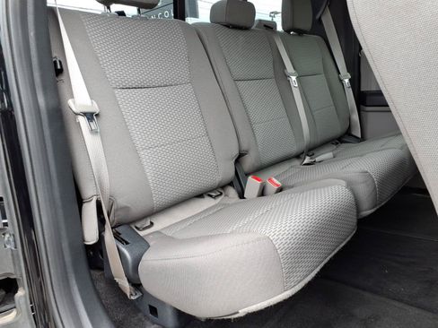 Used 2017 Ford F150 XLT w/ Equipment Group 302A Luxury AWD/4WD image 11