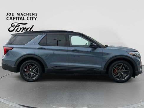Used 2025 Ford Explorer ST w/ Sun And Sound Package AWD/4WD image 3