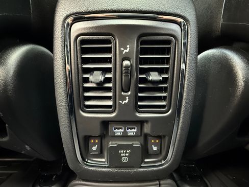 Used 2020 Jeep Grand Cherokee Overland image 24