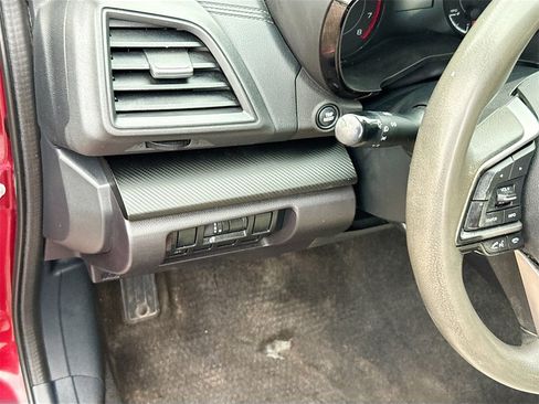 Used 2019 Subaru Impreza 2.0i image 11