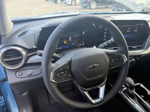 New 2025 Chevrolet Trax ACTIV w/ Sunroof Package image 25