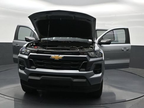 Used 2023 Chevrolet Colorado LT w/ LT Convenience Package RWD image 37