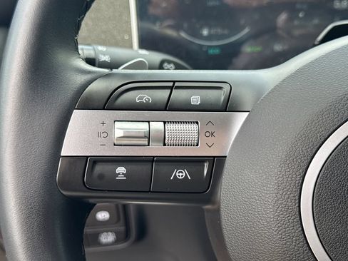 Certified 2025 Hyundai Tucson SEL AWD/4WD image 25