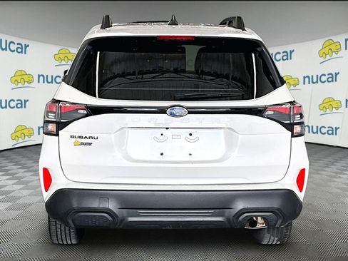 Used 2025 Subaru Forester Premium AWD/4WD image 5
