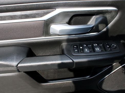 Used 2023 RAM 1500 Big Horn image 16