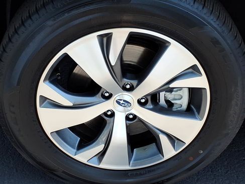 Certified 2025 Subaru Ascent Premium AWD/4WD image 12