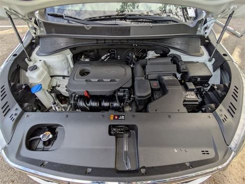 Used 2019 Kia Sorento LX w/ LX Convenience Package image 15