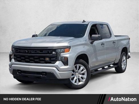 Used 2022 Chevrolet Silverado 1500 Custom AWD/4WD image 1