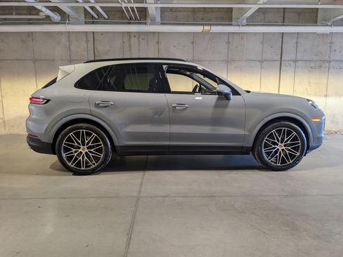 New 2026 Porsche Cayenne image 10