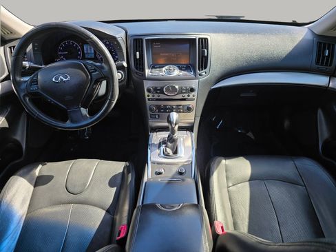 Used 2015 INFINITI Q40 w/ Moonroof Package RWD image 2