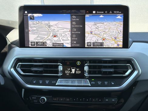 Used 2025 BMW X4 xDrive30i AWD/4WD image 5