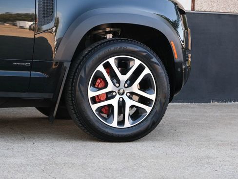 Used 2023 Land Rover Defender 110 X image 13