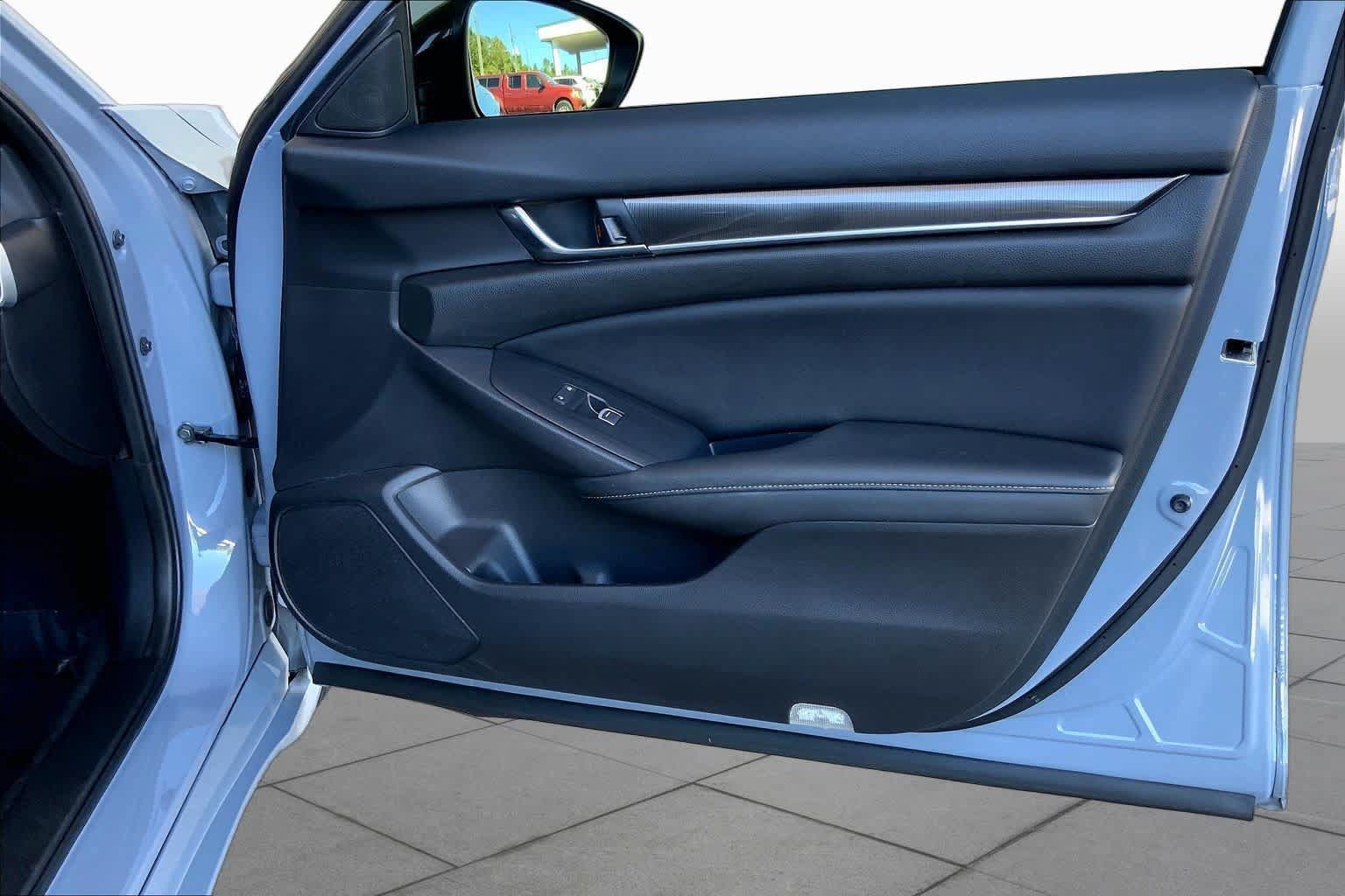 Used 2021 Honda Accord Sport image 23