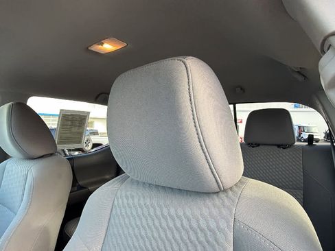 Used 2021 Toyota Tacoma SR5 image 11