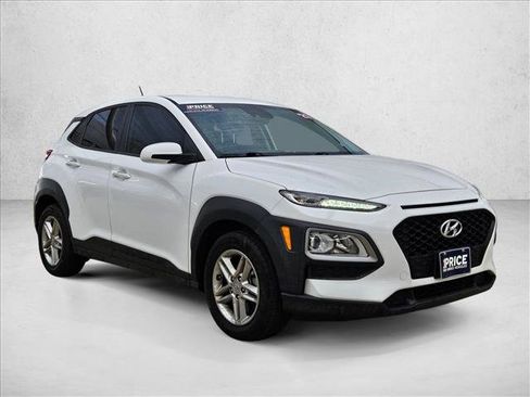 Used 2021 Hyundai Kona SE image 3