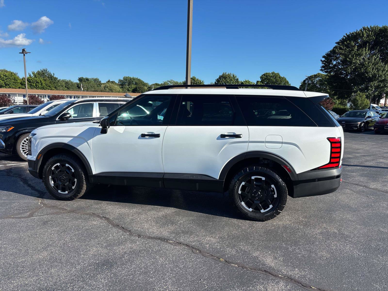 Certified 2026 Hyundai Palisade XRT Pro AWD/4WD image 2