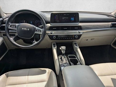 Used 2022 Kia Telluride EX w/ EX Premium Package image 17
