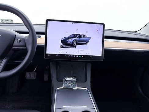 Used 2023 Tesla Model 3 Standard Range RWD image 7