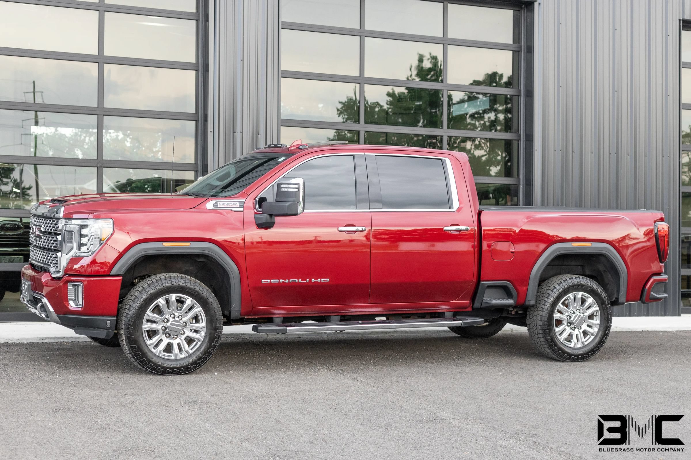 Used 2020 GMC Sierra 3500 Denali AWD/4WD image 3