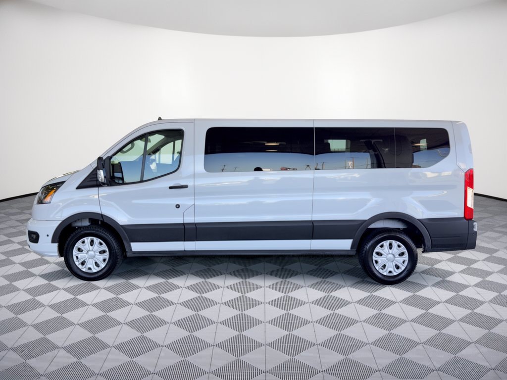 Used 2025 Ford Transit 350 XLT RWD image 2