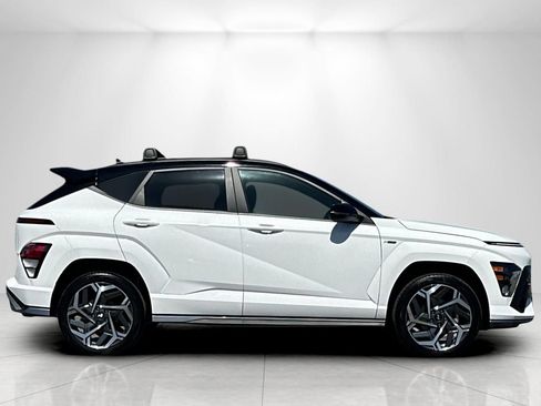 Used 2024 Hyundai Kona N Line AWD/4WD image 2