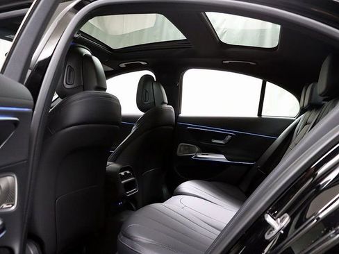 New 2026 Mercedes-Benz E 350 4MATIC Sedan image 13