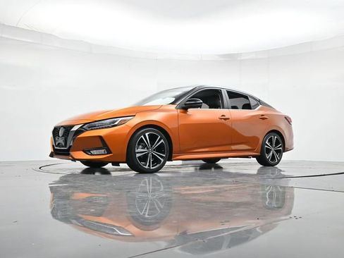 Used 2023 Nissan Sentra SR w/ SR Premium Package image 35