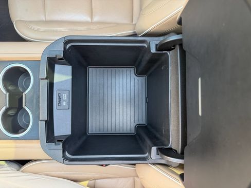 Used 2021 Chevrolet Suburban Premier w/ Premium Package AWD/4WD image 36