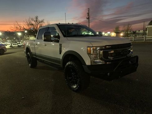 Used 2021 Ford F250 XLT w/ Tremor Off-Road Package image 8