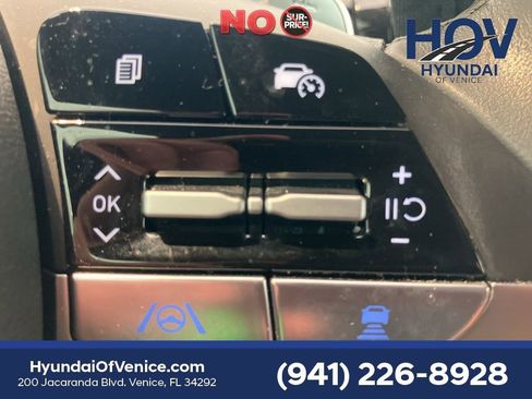 Certified 2024 Hyundai Santa Cruz Limited AWD/4WD image 23