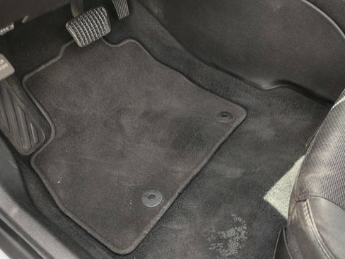 Used 2016 Chevrolet Cruze LT w/ Convenience Package image 13